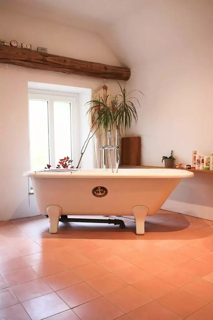 Sementtilaatta, vaaleanpunainen - Yksiväriset VIA -sementtilaatat - 030 - 1