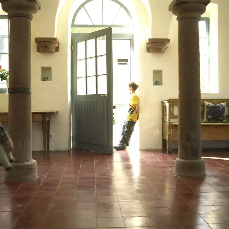 Sementtilaatta, tummanpunainen - Yksiväriset VIA -sementtilaatat - 033 - 1