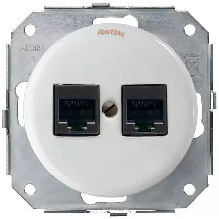 Data ja data - Valkoiset posliinipistorasiat - 517-041-6 - 1