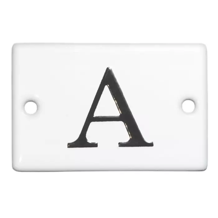 Kirjain 6 x 4 cm, emaloitu - Emaliset kirjainkilvet - 945-022-A - 1